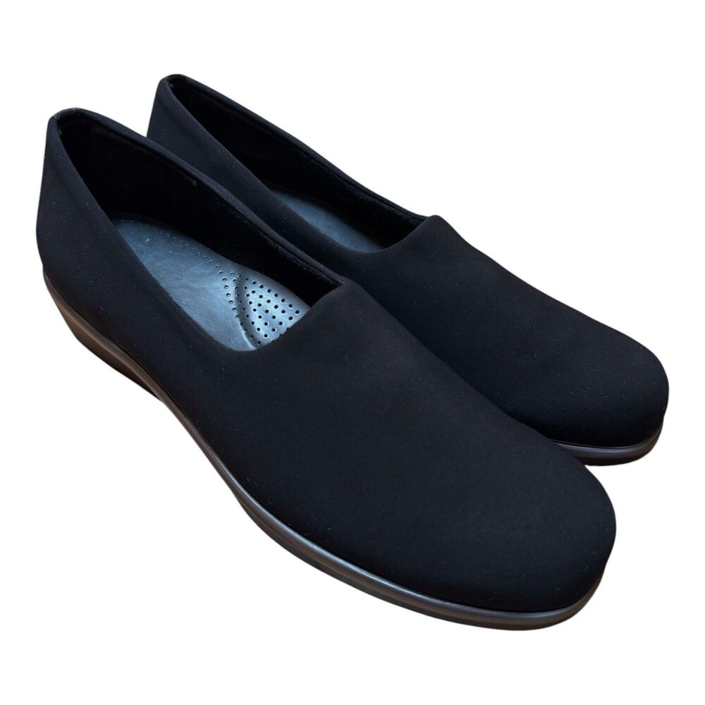 SAS Bliss Black Womens Sz 8.5 Slim Slip On Shoes Tripad Comfort Wedges Stretch